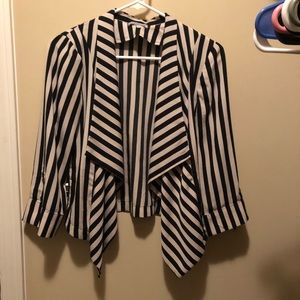 🖤🖤SOLD🖤🖤Striped blazer